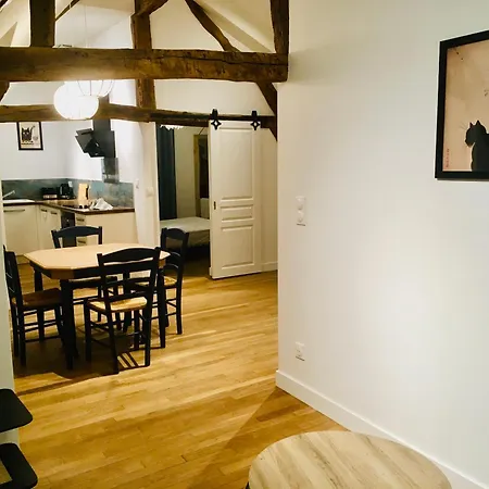 Apartman Paon Bleu *